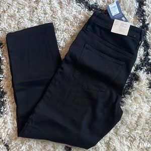 High-Rise Slim Straight black jeans